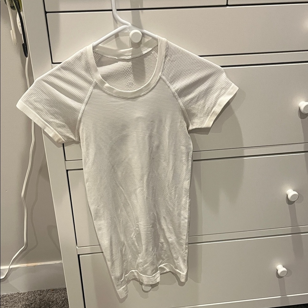 lululemon athletica White Short Sleeve Tee
